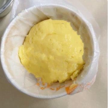 超级香酥的黄油曲奇，做起来很简单，烘焙小白一做就会